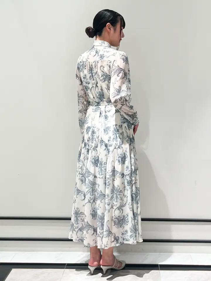 GRACE CONTINENTAL CHISAKO.S コーディネート画像