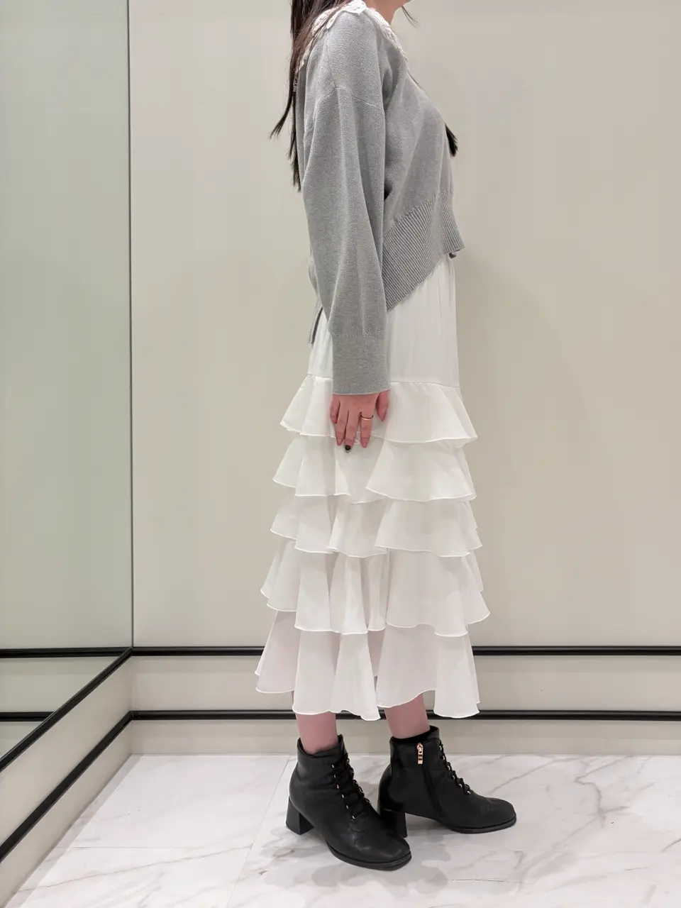 GRACE CONTINENTAL Hotei コーディネート画像