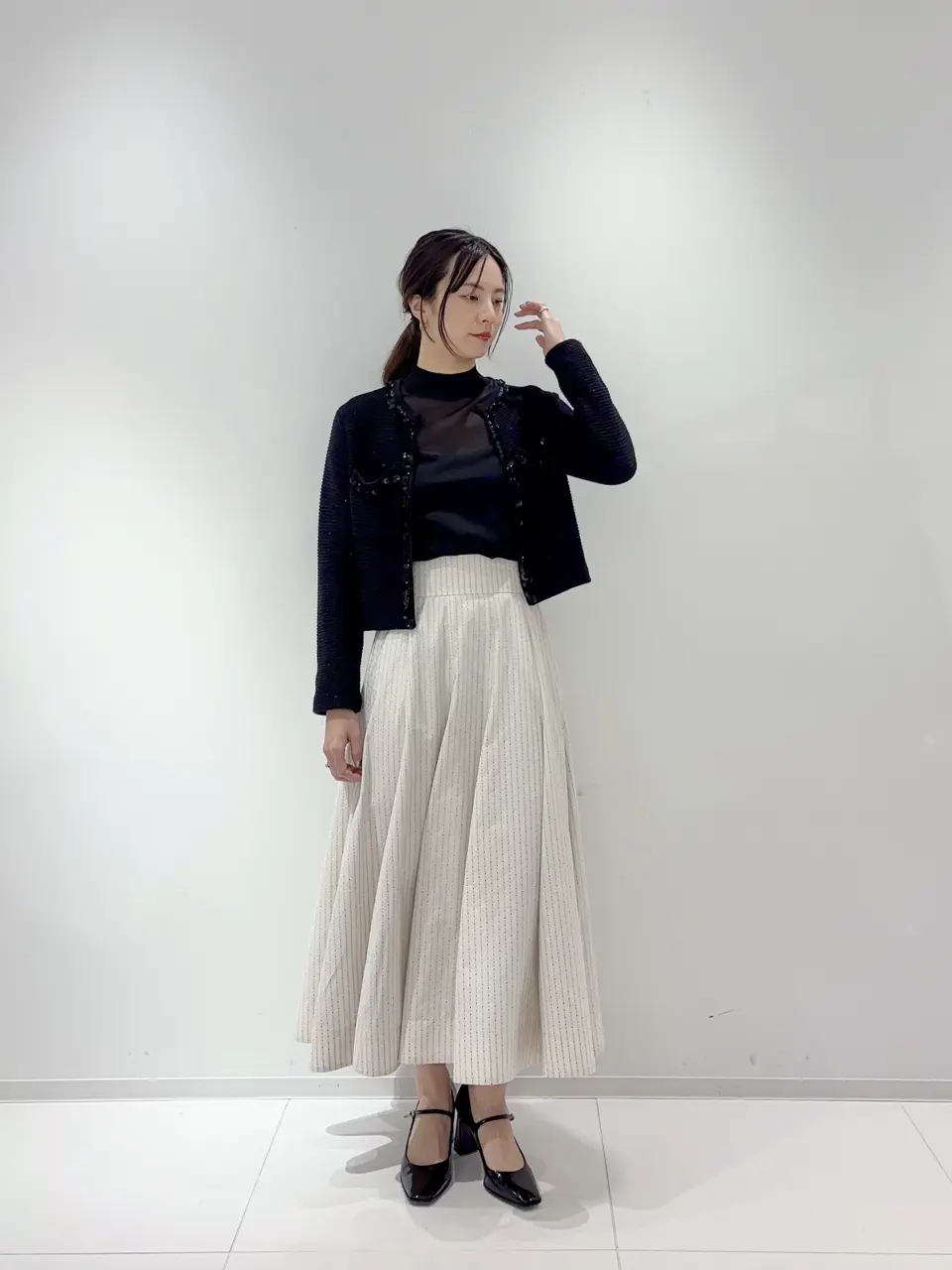 GRACE CONTINENTAL Hikaru Okada コーディネート画像