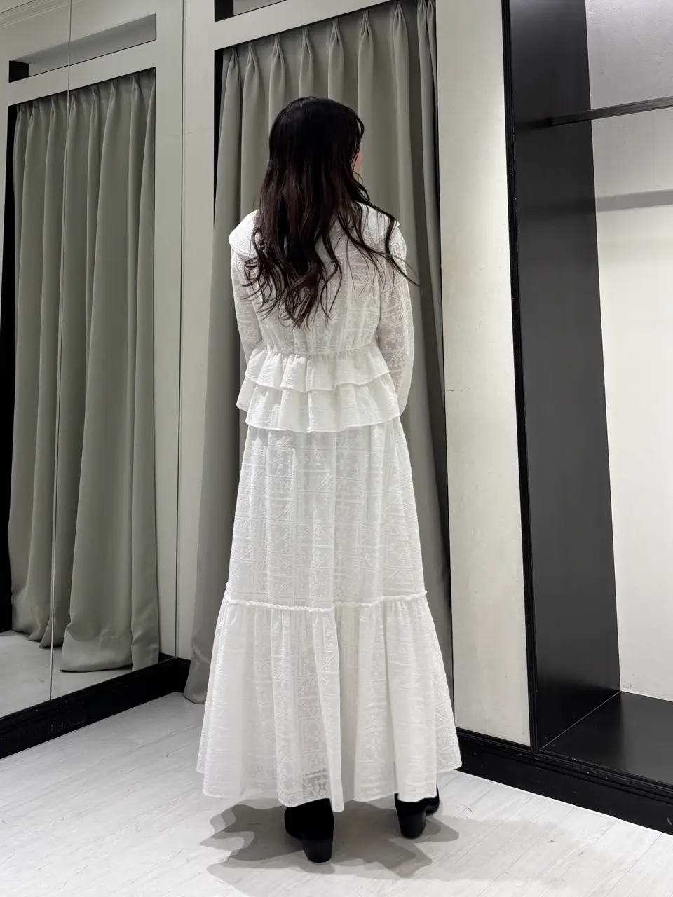 GRACE CONTINENTAL Hikaru Okada コーディネート画像