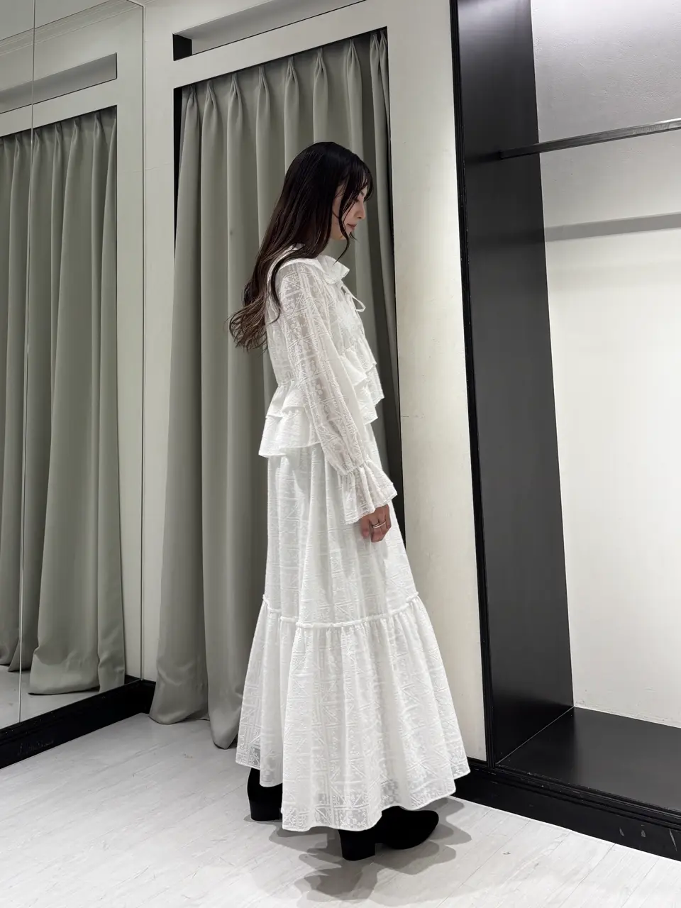 GRACE CONTINENTAL Hikaru Okada コーディネート画像