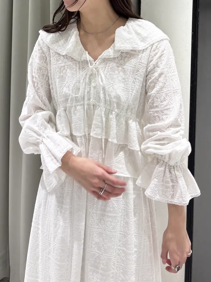 GRACE CONTINENTAL Hikaru Okada コーディネート画像