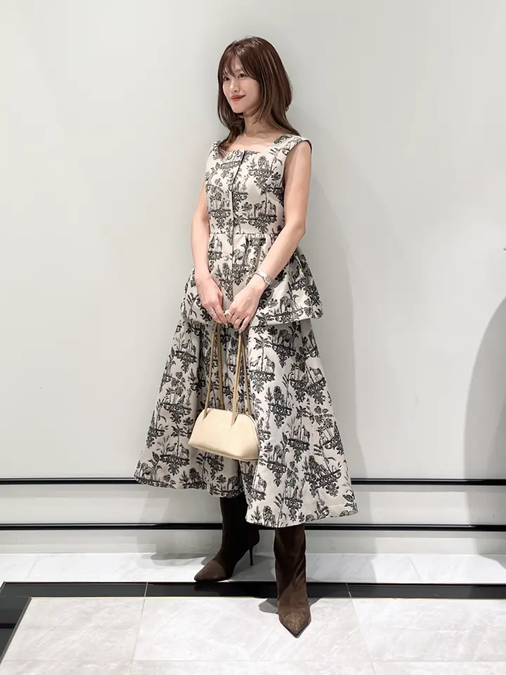 GRACE CONTINENTAL A.Kameyama コーディネート画像