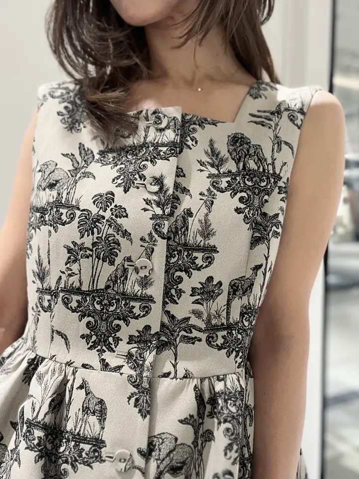 GRACE CONTINENTAL A.Kameyama コーディネート画像