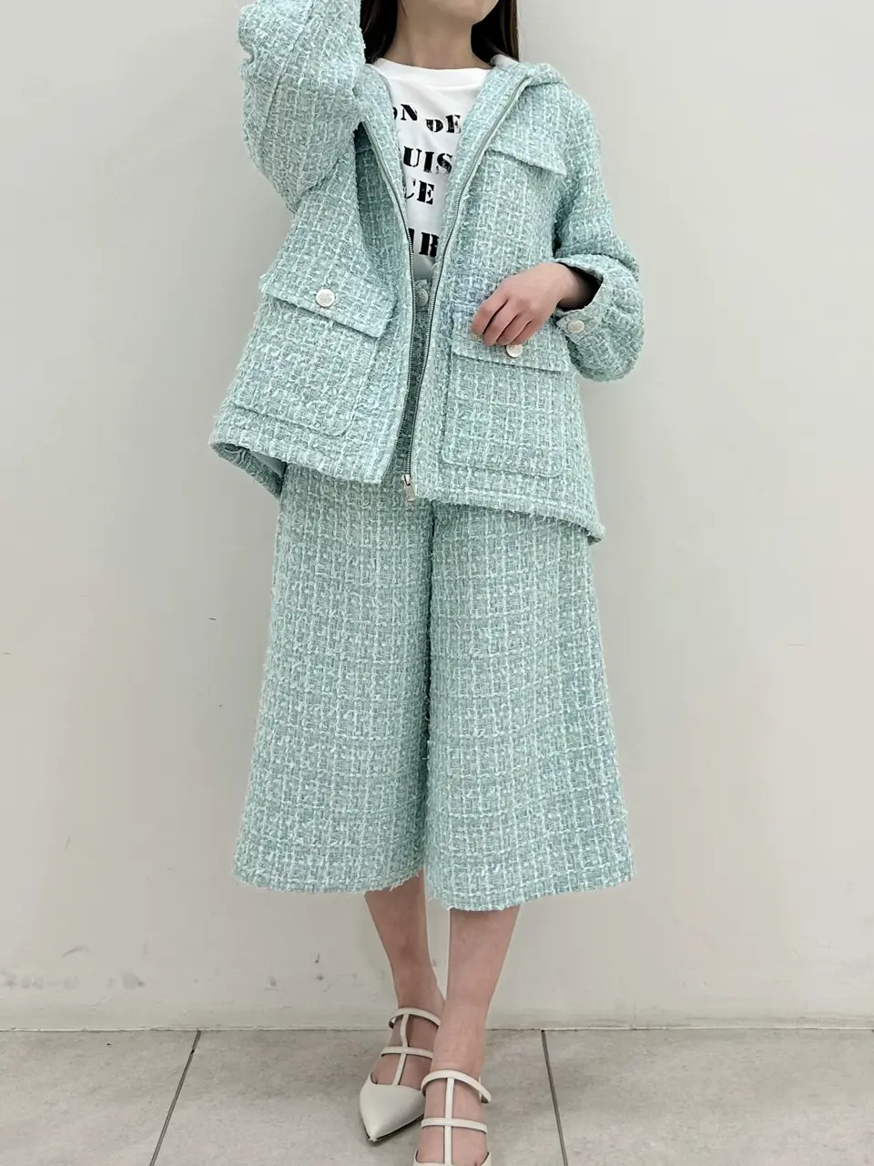 GRACE CONTINENTAL Miu Akamatsu コーディネート画像