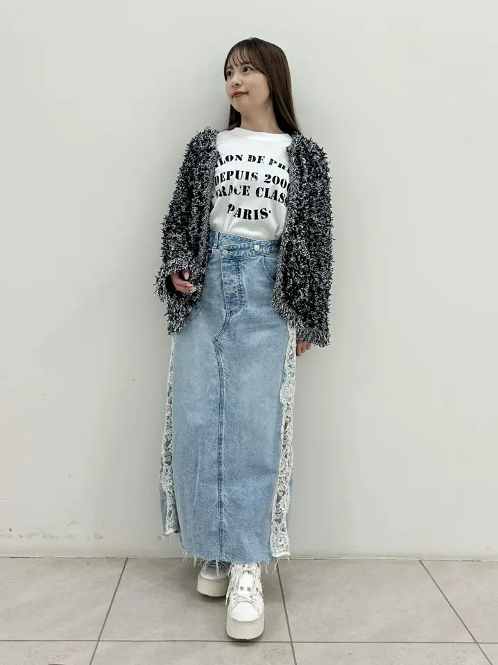 GRACE CONTINENTAL Miu Akamatsu コーディネート画像