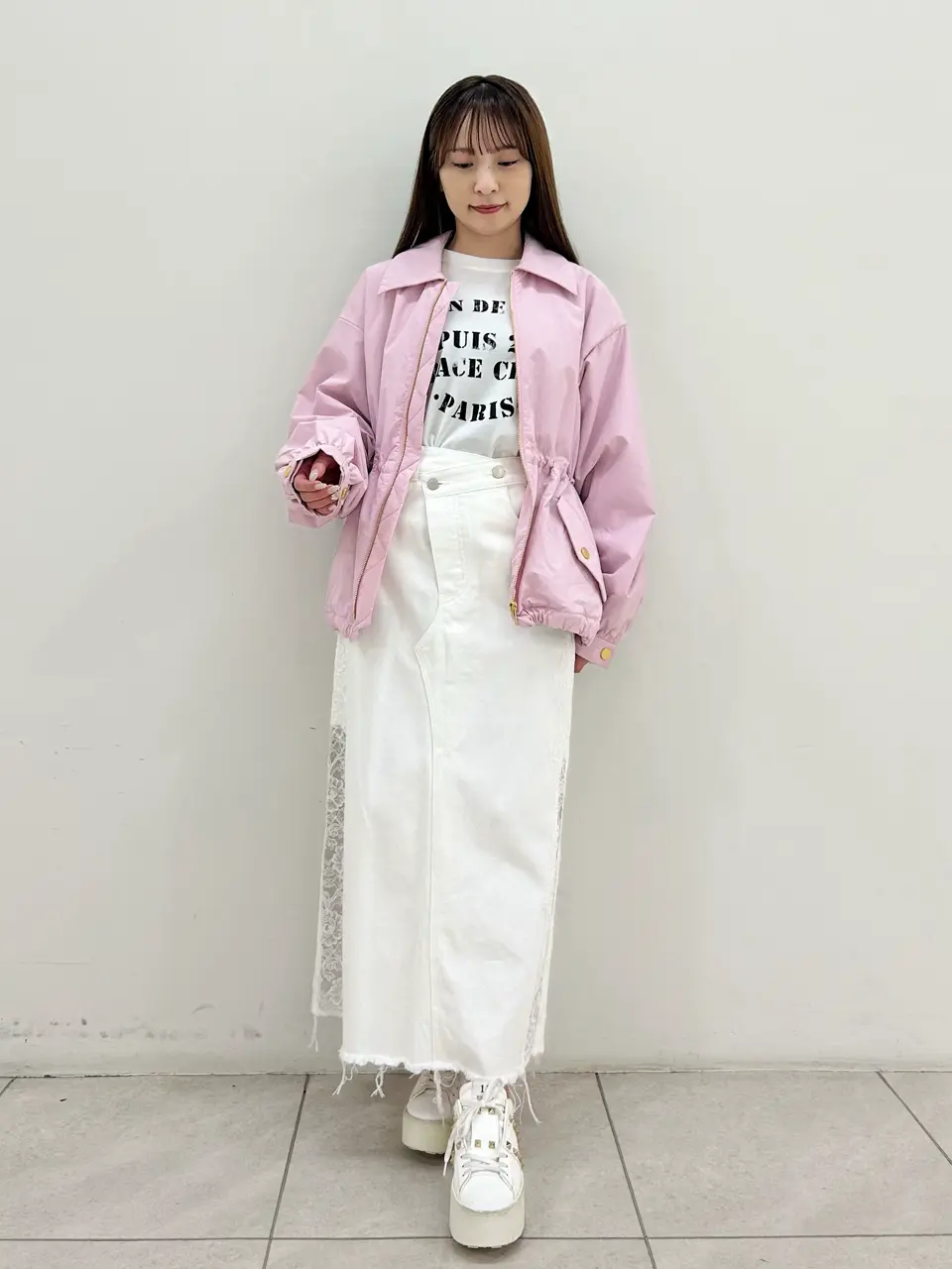 GRACE CONTINENTAL Miu Akamatsu コーディネート画像