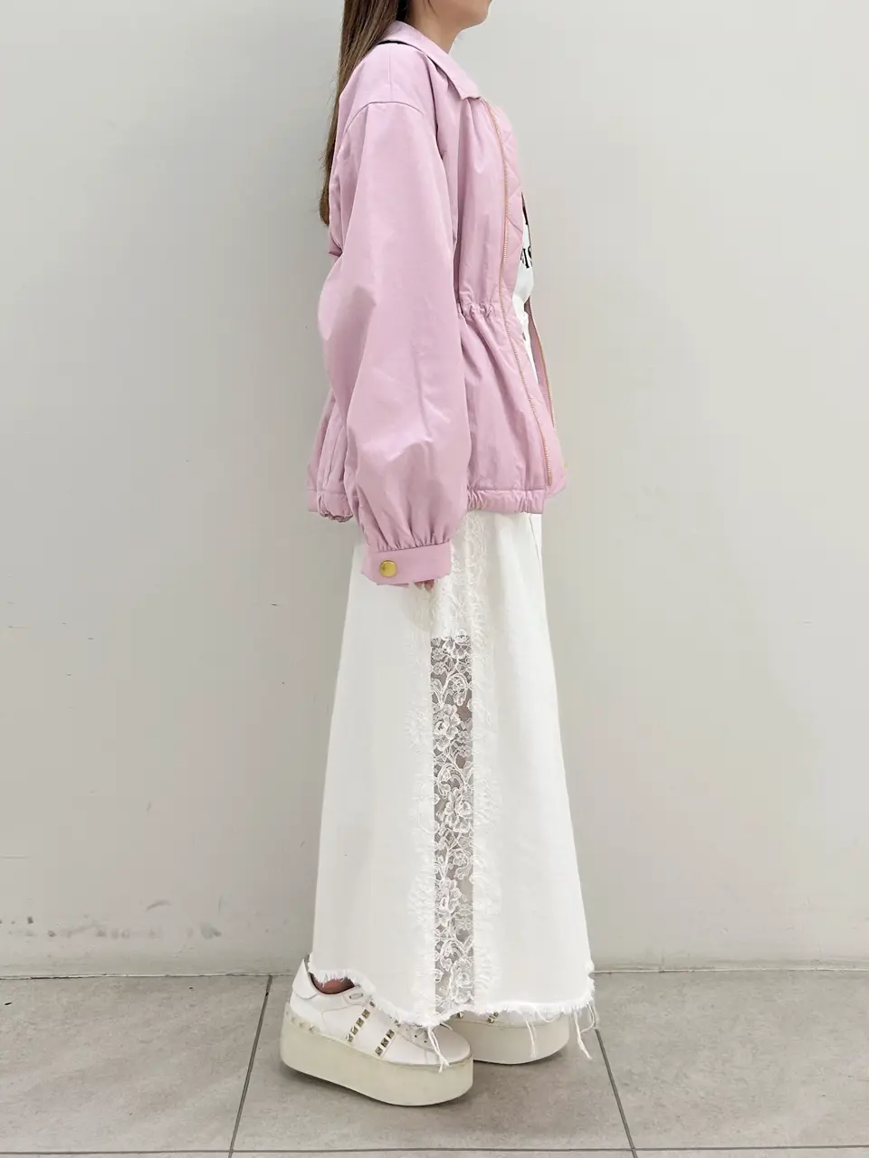 GRACE CONTINENTAL Miu Akamatsu コーディネート画像