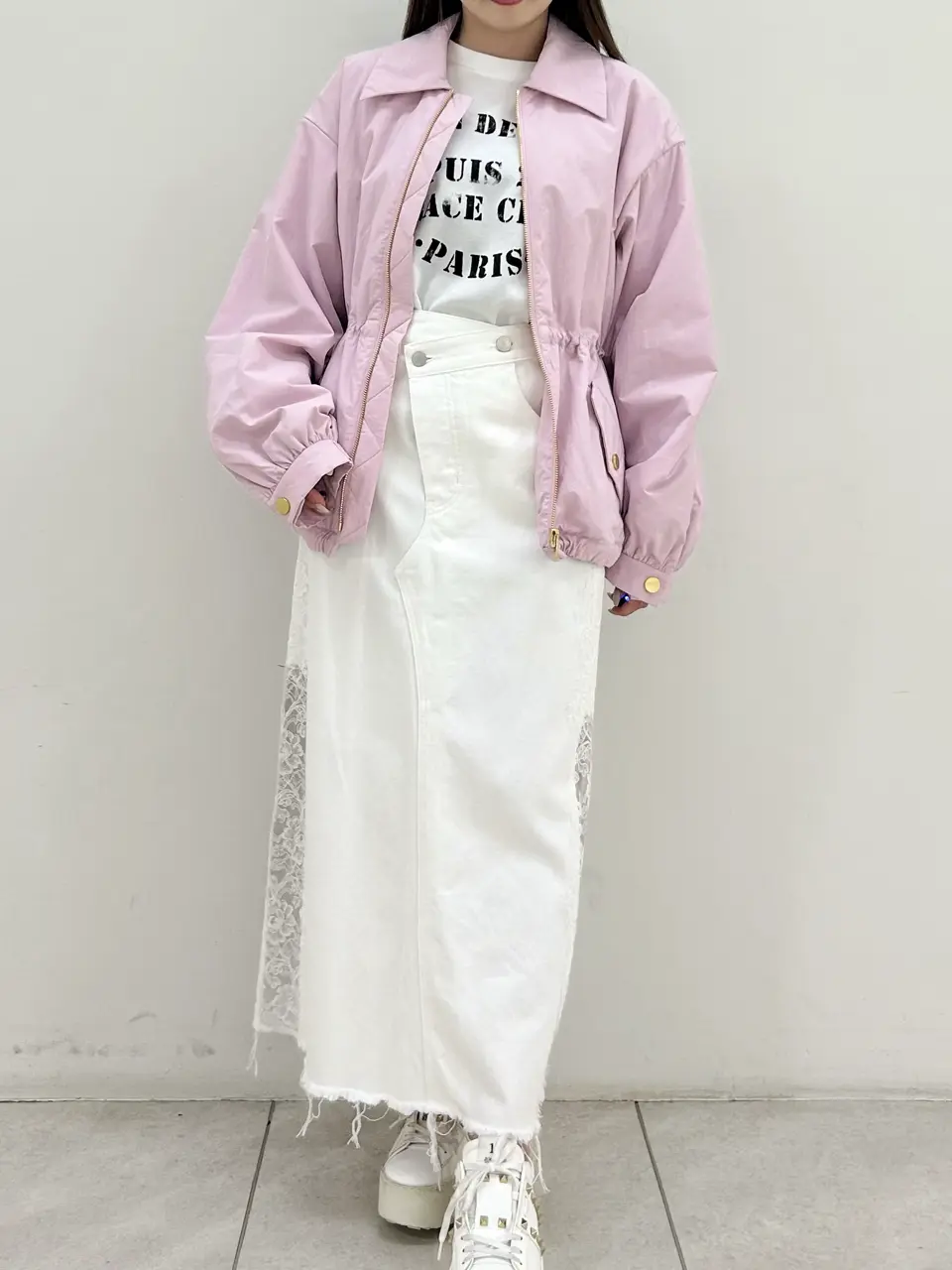 GRACE CONTINENTAL Miu Akamatsu コーディネート画像