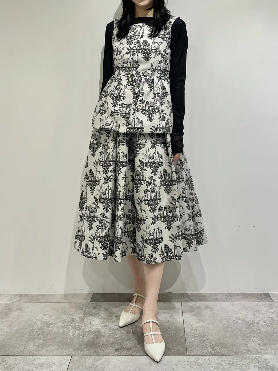 GRACE CONTINENTAL 端場　わかな コーディネート画像