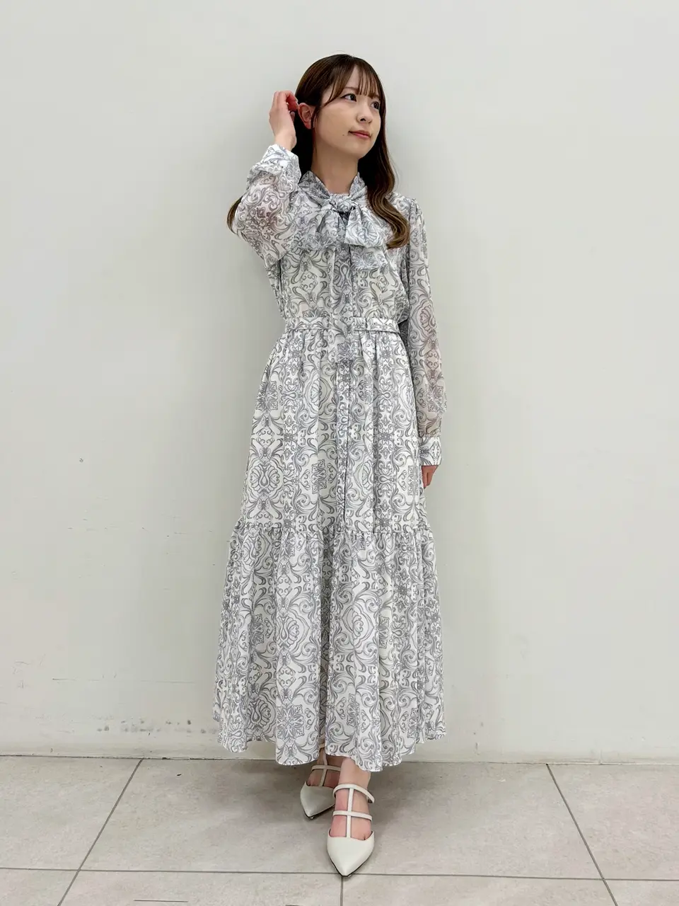 GRACE CONTINENTAL Miu Akamatsu コーディネート画像