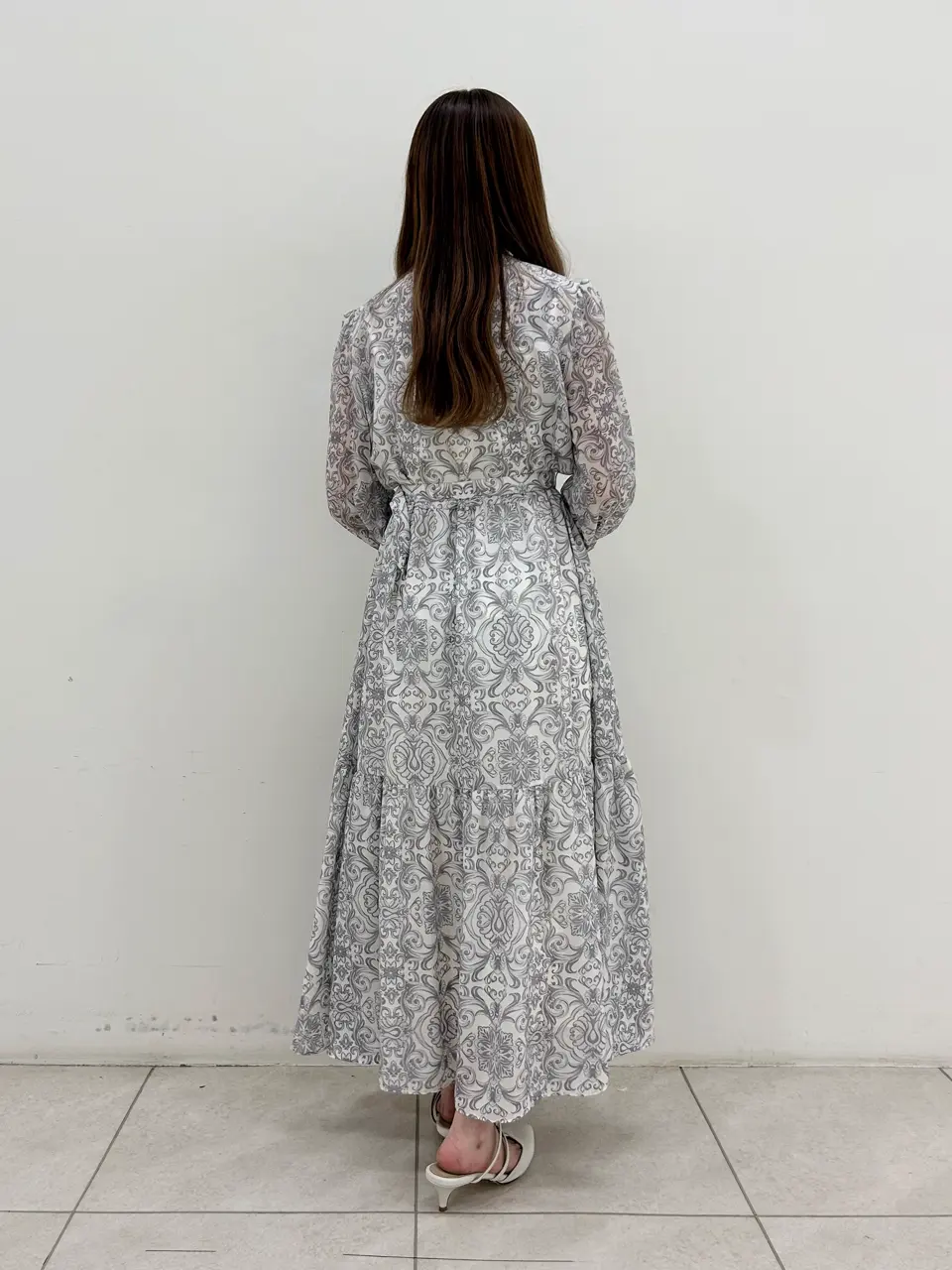 GRACE CONTINENTAL Miu Akamatsu コーディネート画像