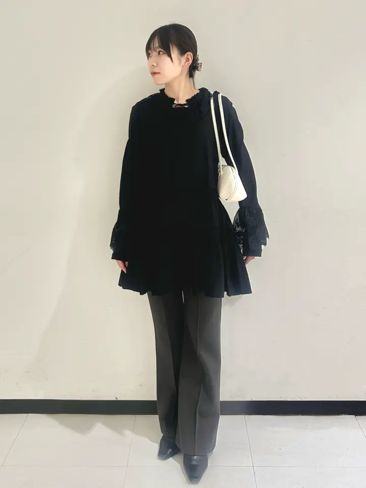 GRACE CONTINENTAL 狩野　珠季 コーディネート画像