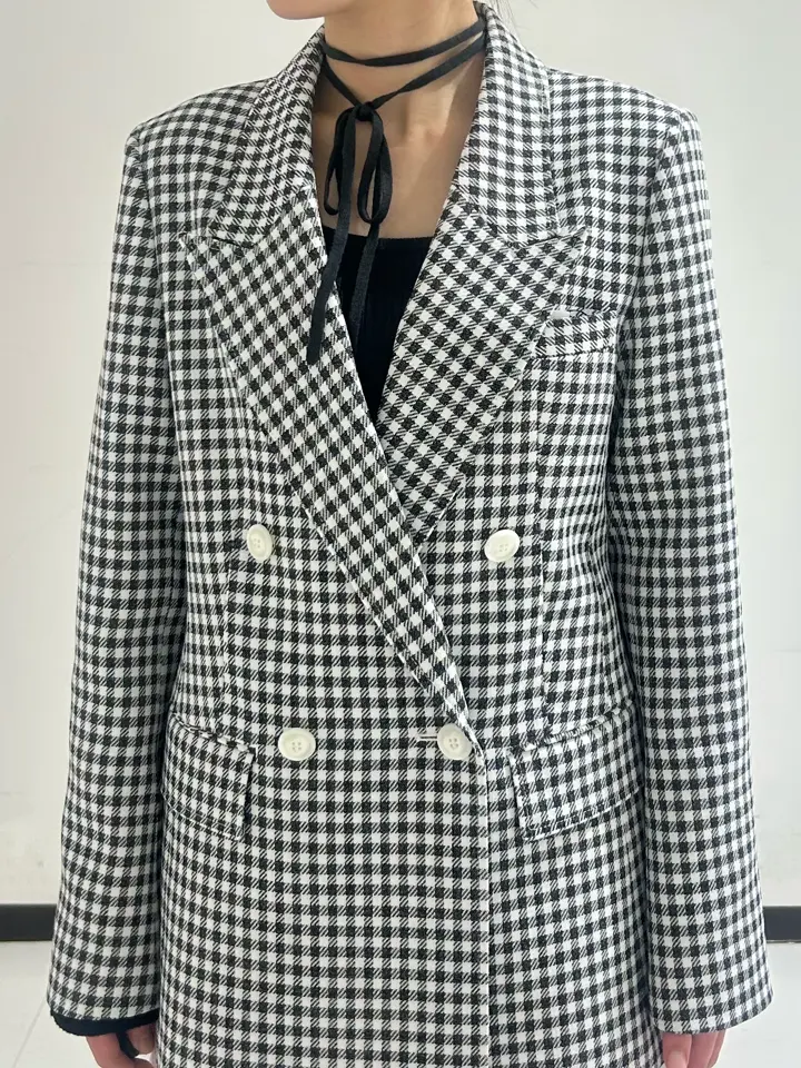 GRACE CONTINENTAL 狩野　珠季 コーディネート画像