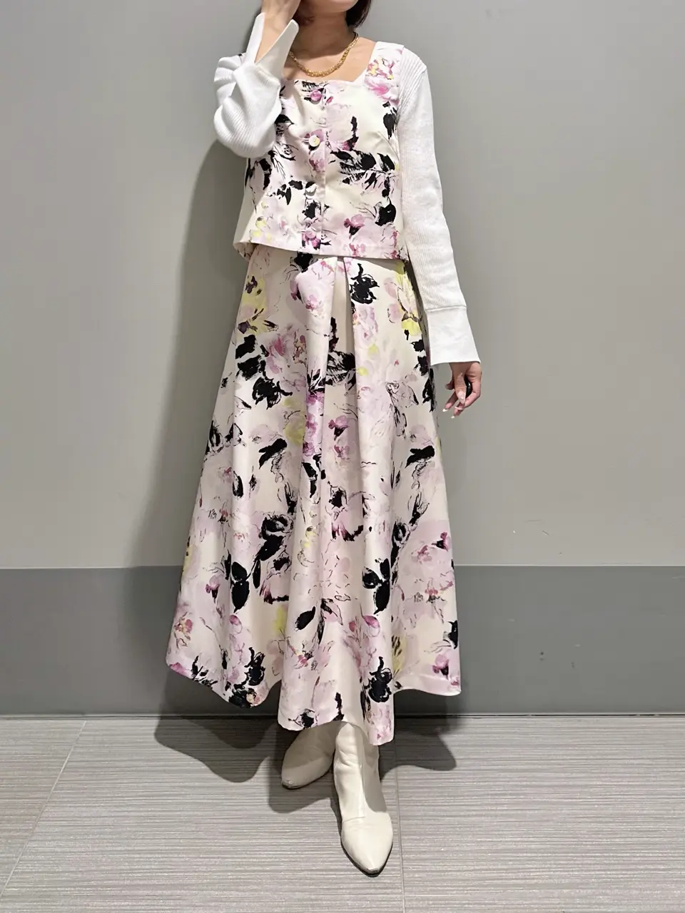 GRACE CONTINENTAL MORITA AI コーディネート画像