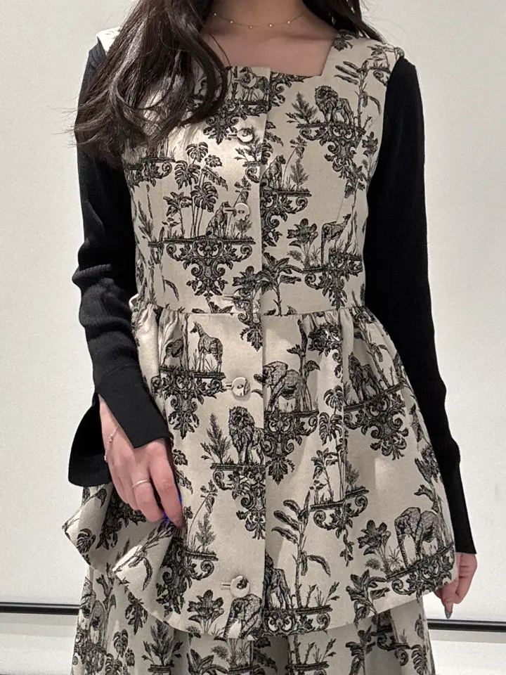 GRACE CONTINENTAL Kikuchi コーディネート画像