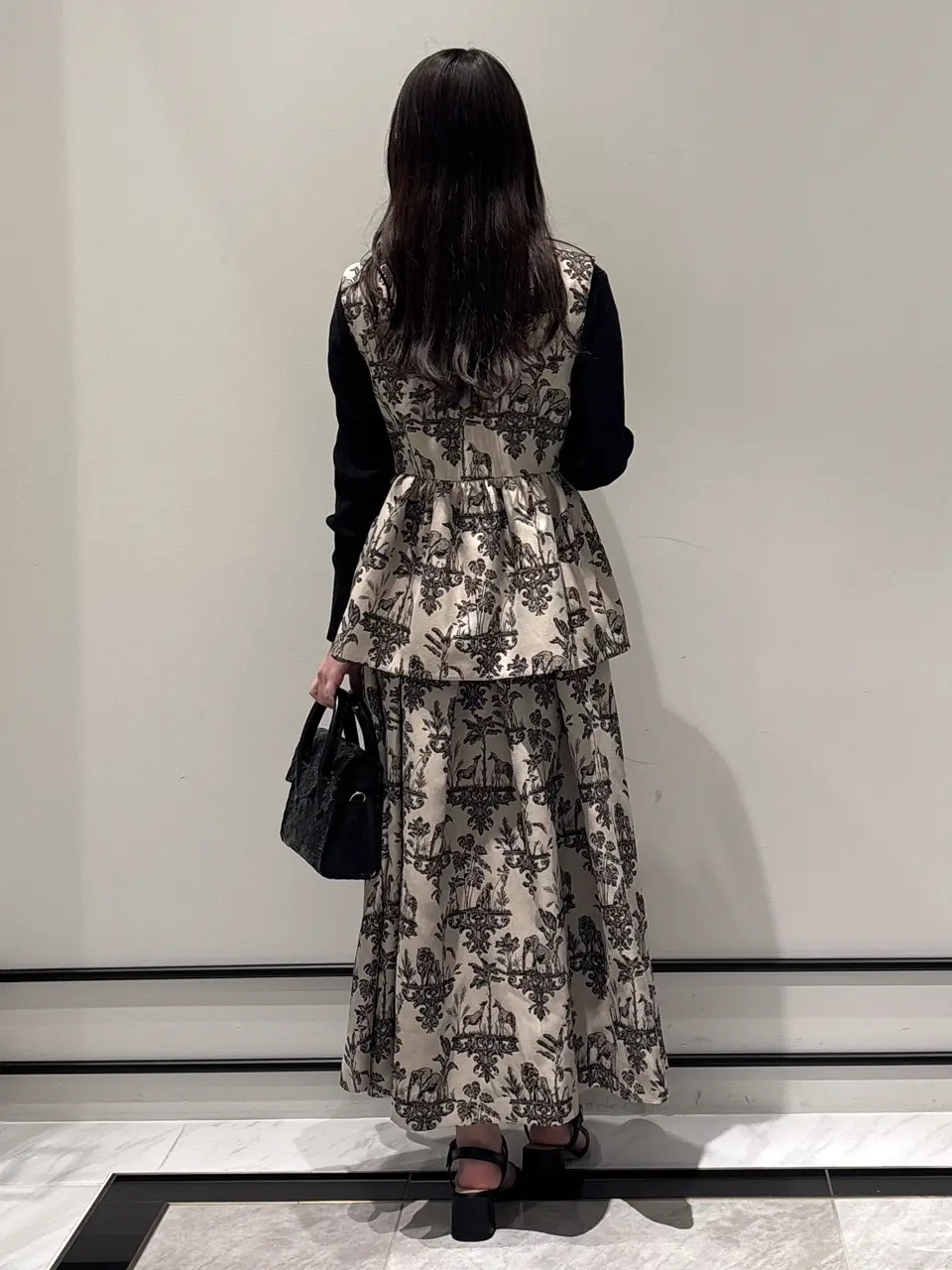 GRACE CONTINENTAL Kikuchi コーディネート画像