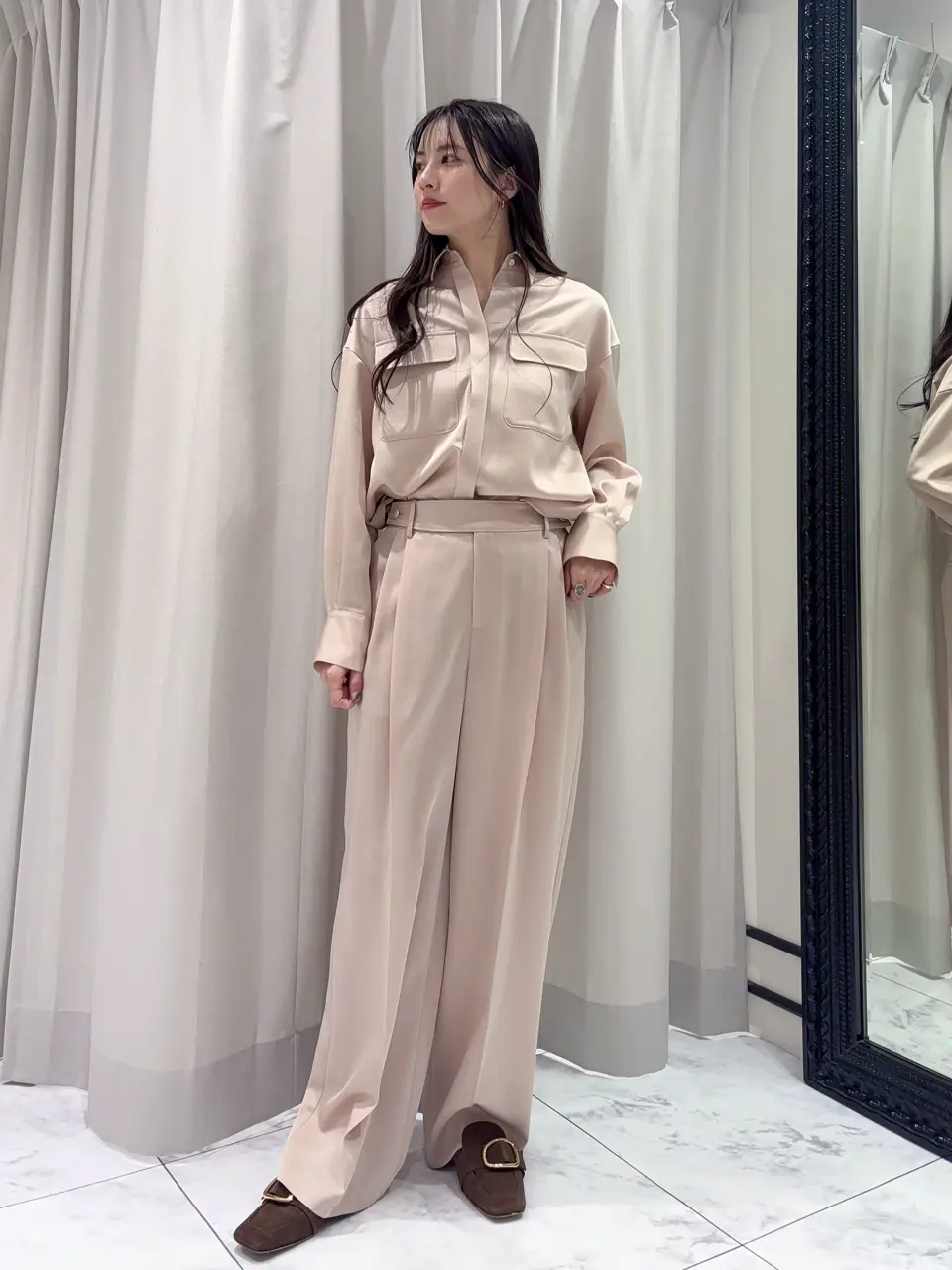 GRACE CONTINENTAL Hikaru Okada コーディネート画像