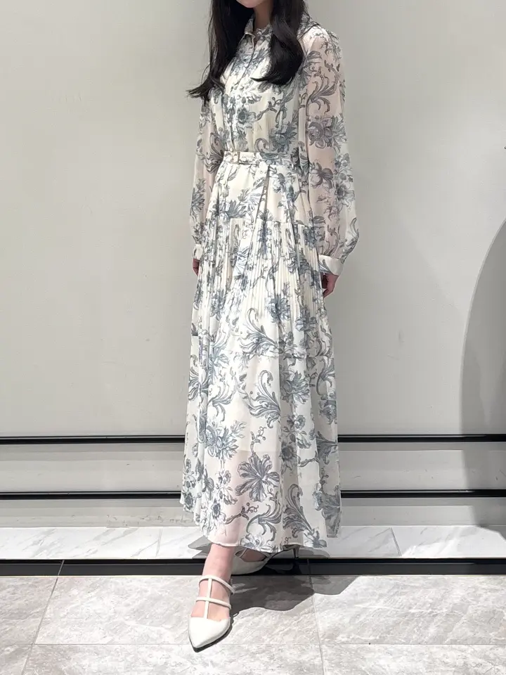 GRACE CONTINENTAL Kikuchi コーディネート画像