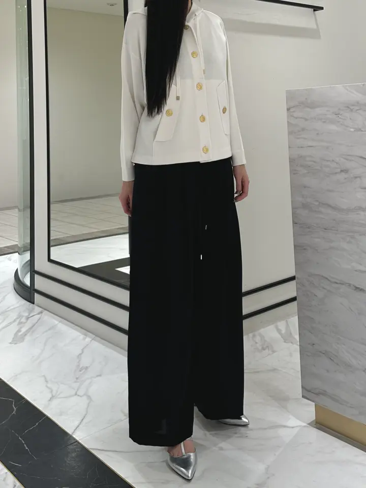 GRACE CONTINENTAL 髙田　美衣 コーディネート画像