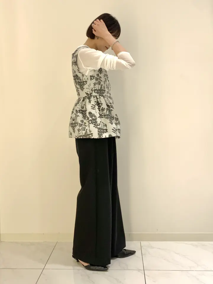 GRACE CONTINENTAL haruka iwasaki コーディネート画像