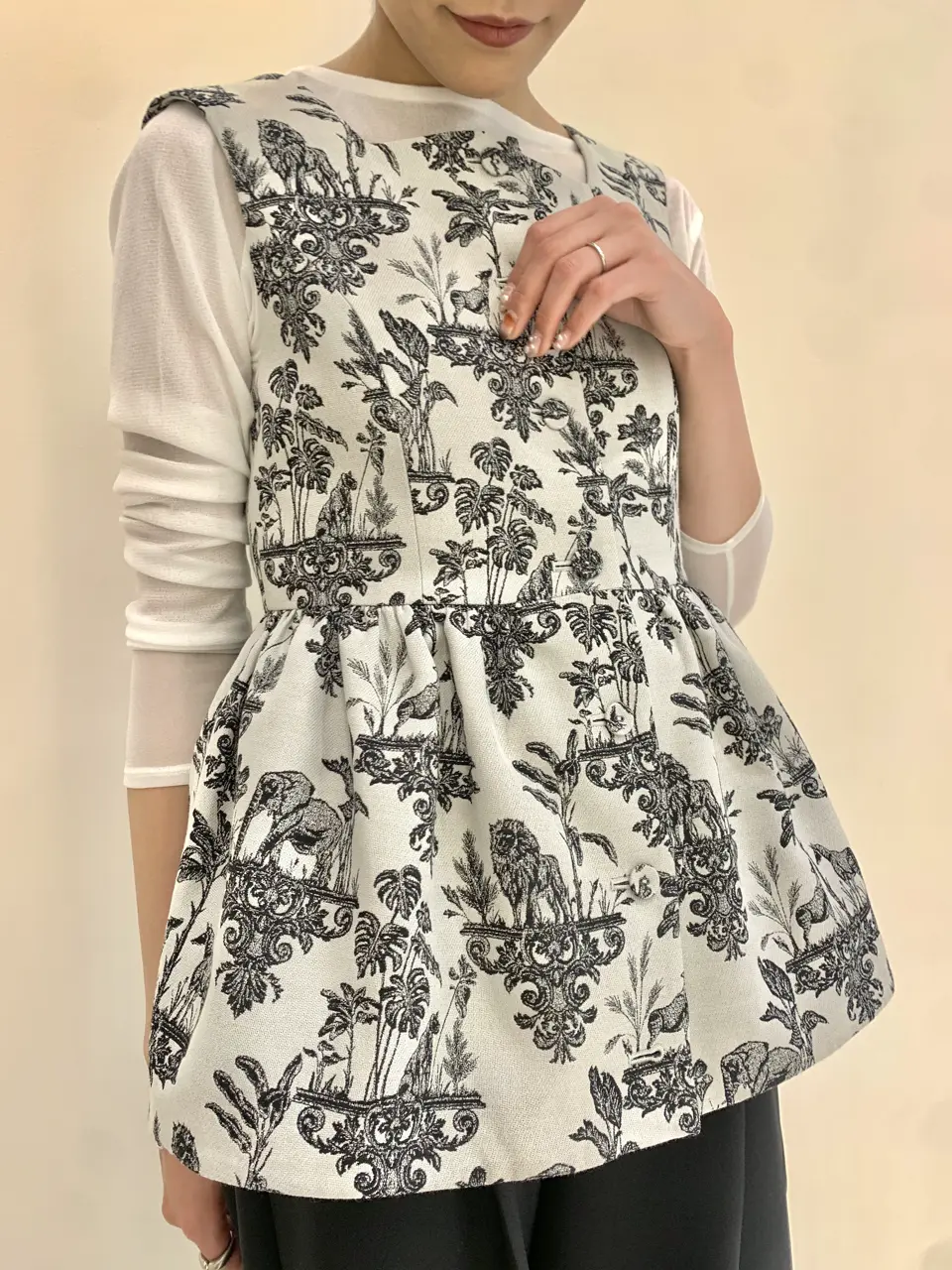 GRACE CONTINENTAL haruka iwasaki コーディネート画像