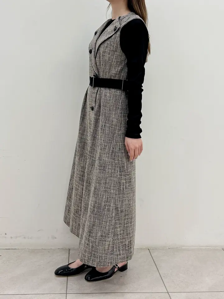 GRACE CONTINENTAL Miu Akamatsu コーディネート画像