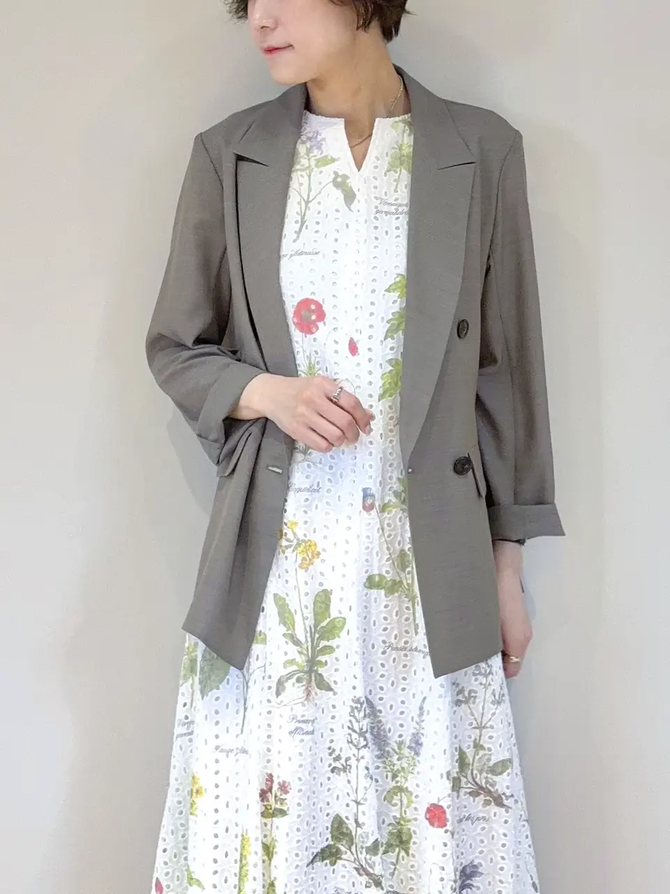 GRACE CONTINENTAL 亀田 未希 コーディネート画像