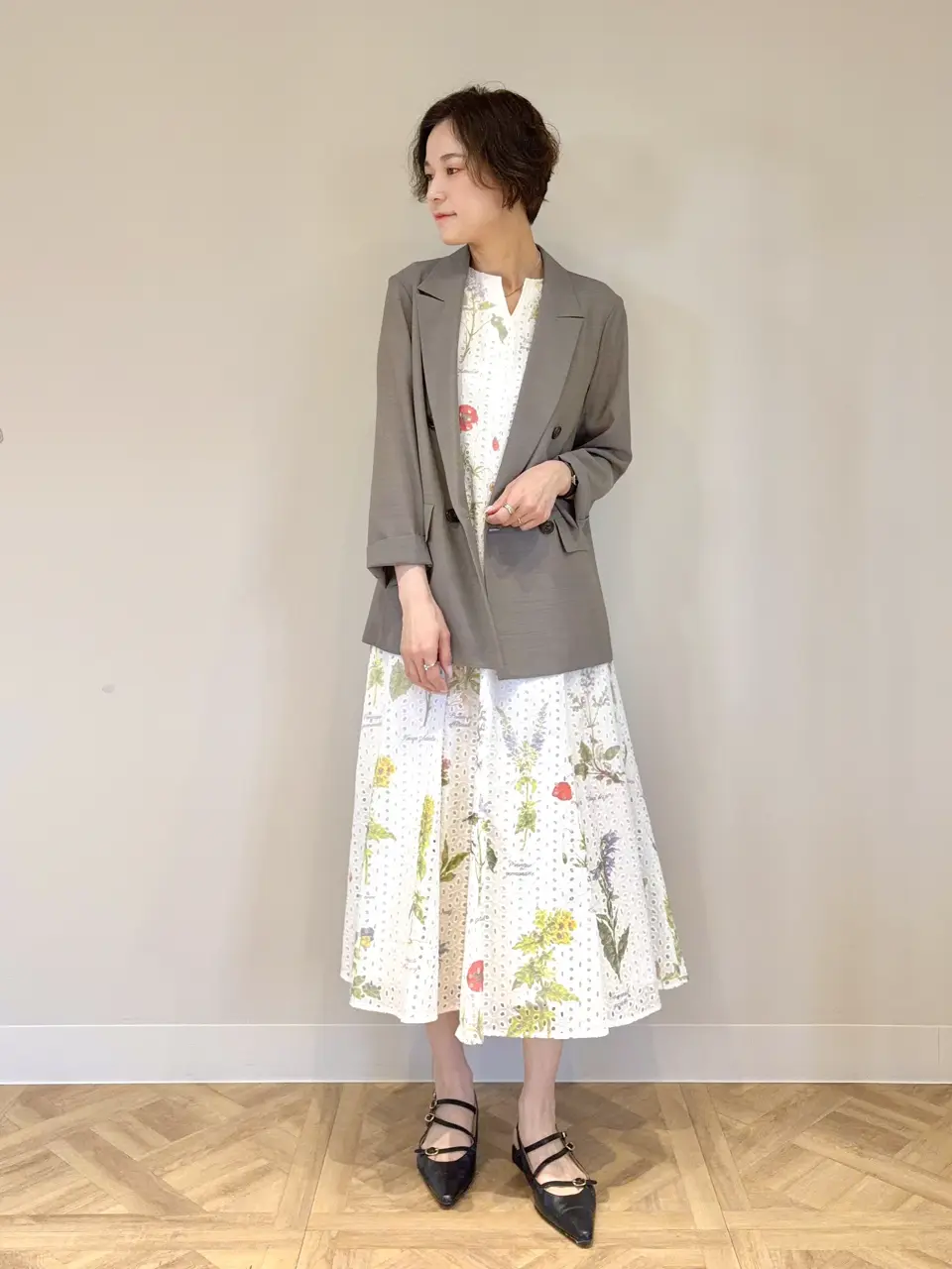 GRACE CONTINENTAL 亀田 未希 コーディネート画像