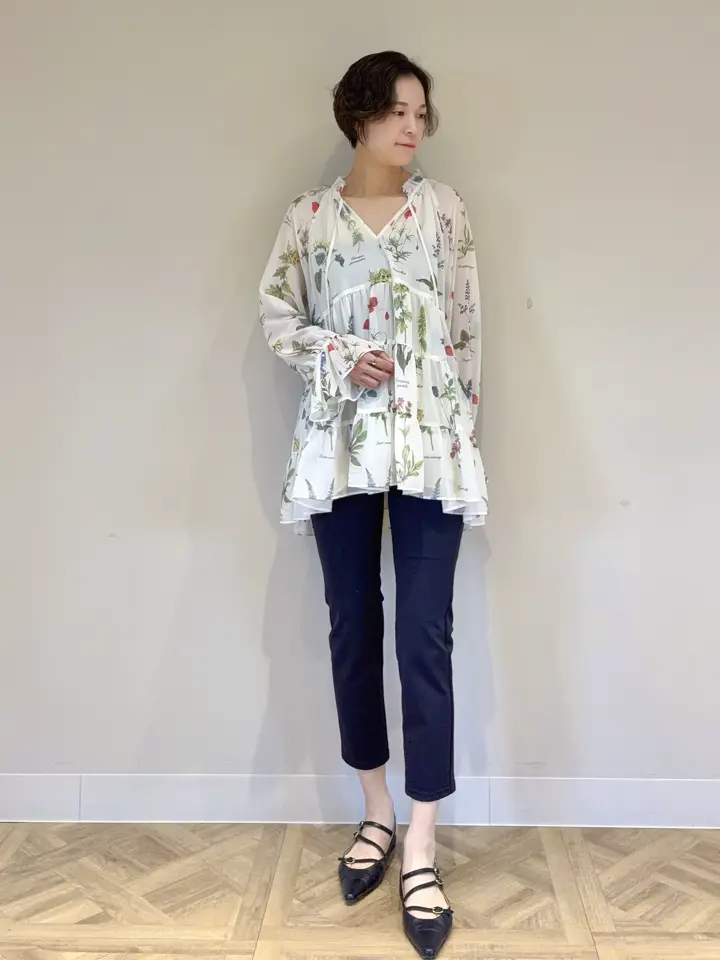 GRACE CONTINENTAL 亀田 未希 コーディネート画像