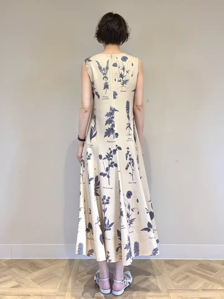 GRACE CONTINENTAL 亀田 未希 コーディネート画像