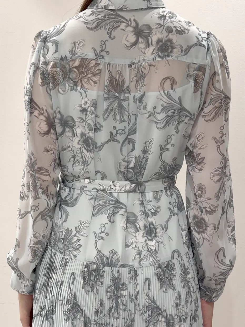 GRACE CONTINENTAL 遠藤　みずき コーディネート画像