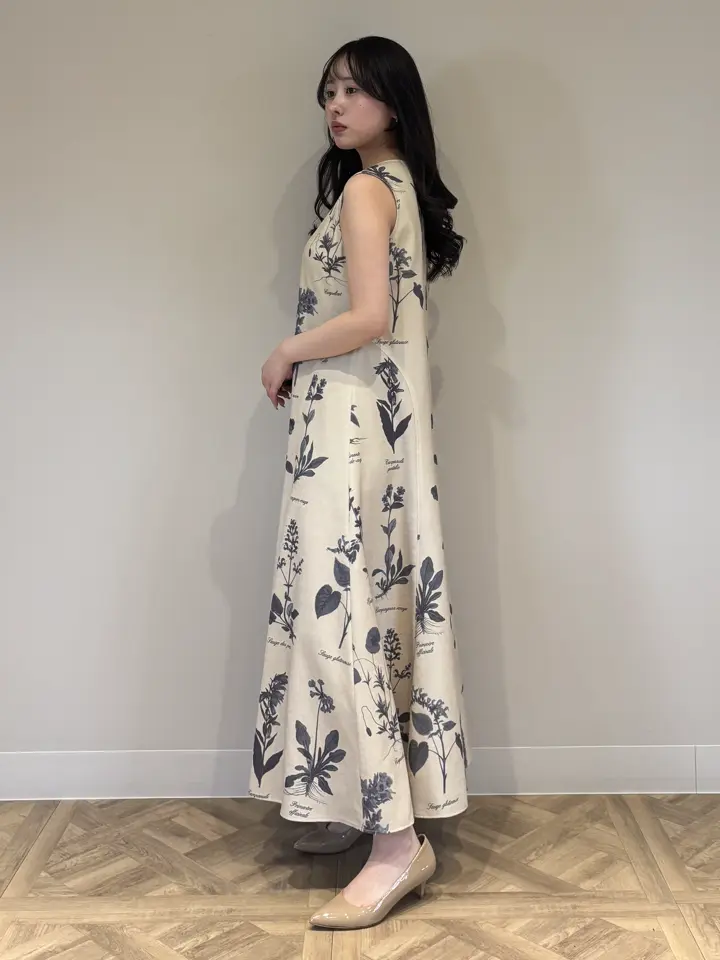 GRACE CONTINENTAL Kikuchi コーディネート画像