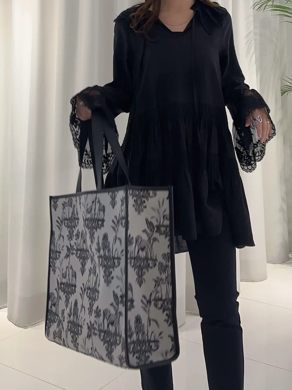 GRACE CONTINENTAL 古川温子 コーディネート画像