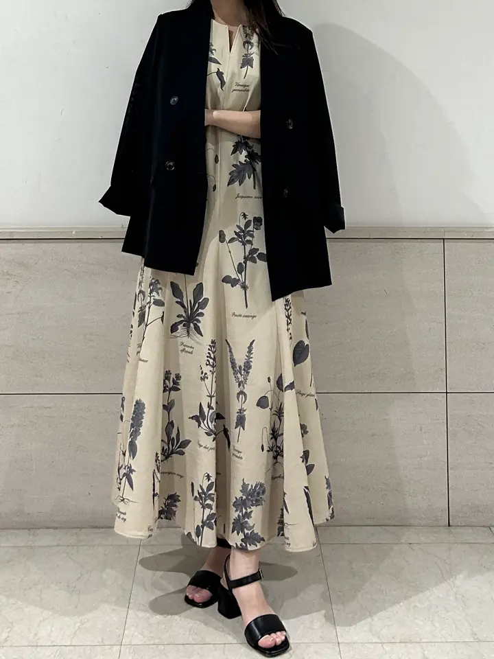 GRACE CONTINENTAL ERINA KATO コーディネート画像