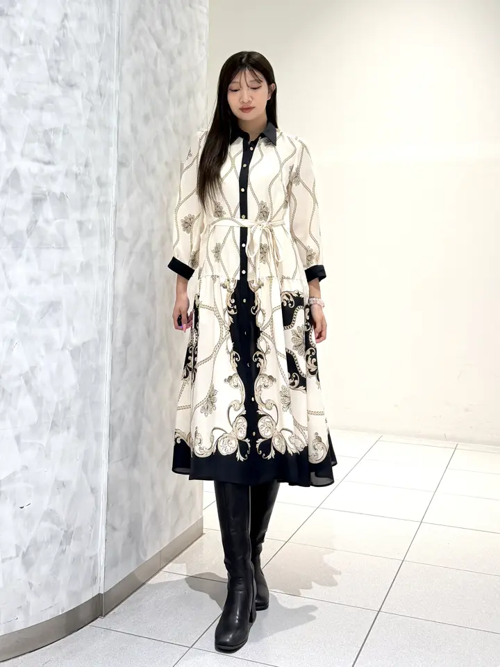 GRACE CONTINENTAL momo コーディネート画像