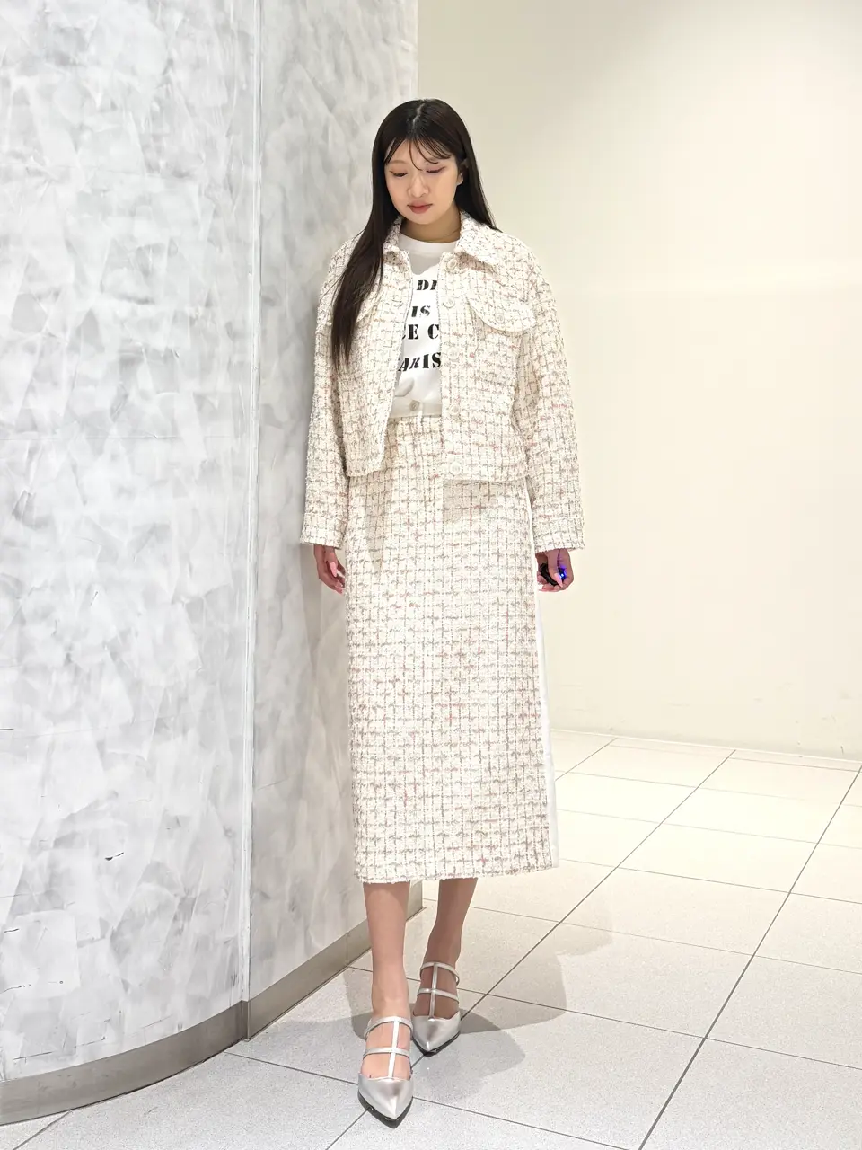  momo コーディネート画像