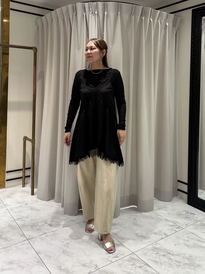 GRACE CONTINENTAL 泉　敦子 コーディネート画像