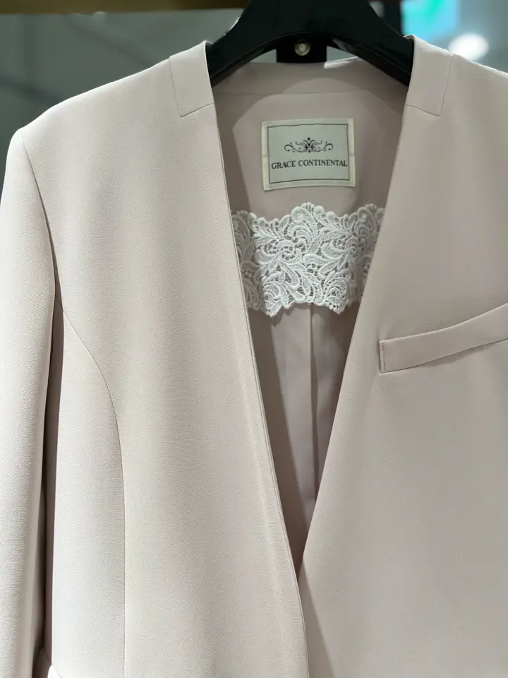 GRACE CONTINENTAL A.Kameyama コーディネート画像