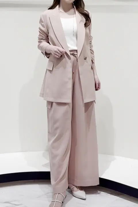 GRACE CONTINENTAL 平野 裕華 コーディネート画像