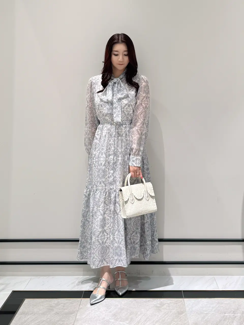 GRACE CONTINENTAL MOMOKO コーディネート画像