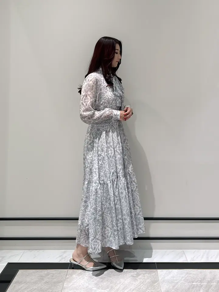 GRACE CONTINENTAL MOMOKO コーディネート画像