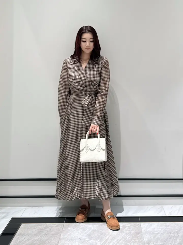 GRACE CONTINENTAL MOMOKO コーディネート画像