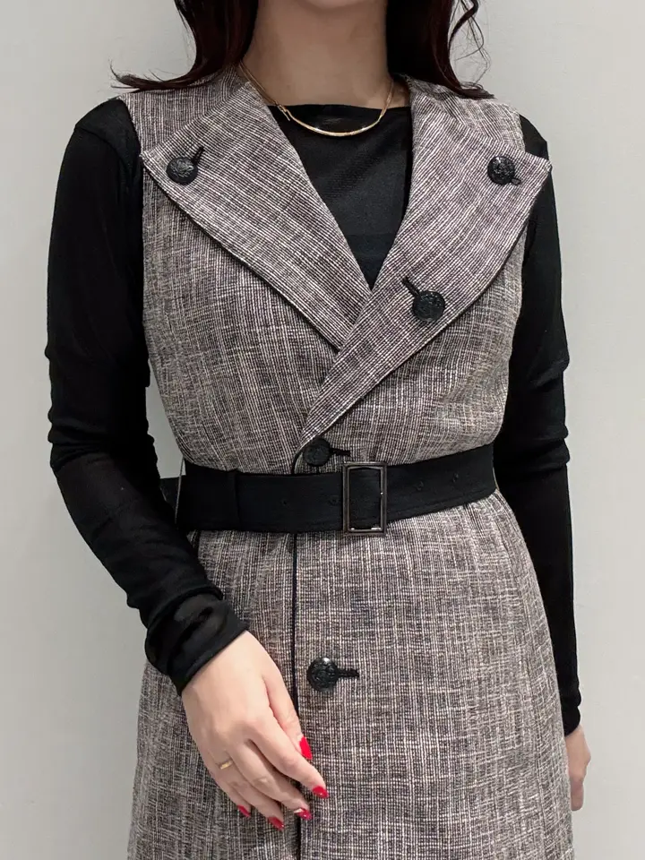 GRACE CONTINENTAL MOMOKO コーディネート画像