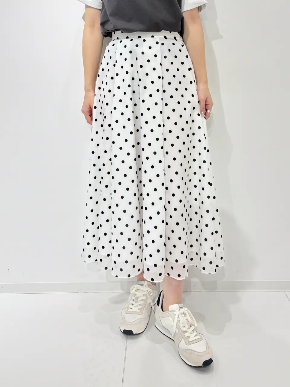 GRACE CONTINENTAL Yuuki NOZAWA コーディネート画像