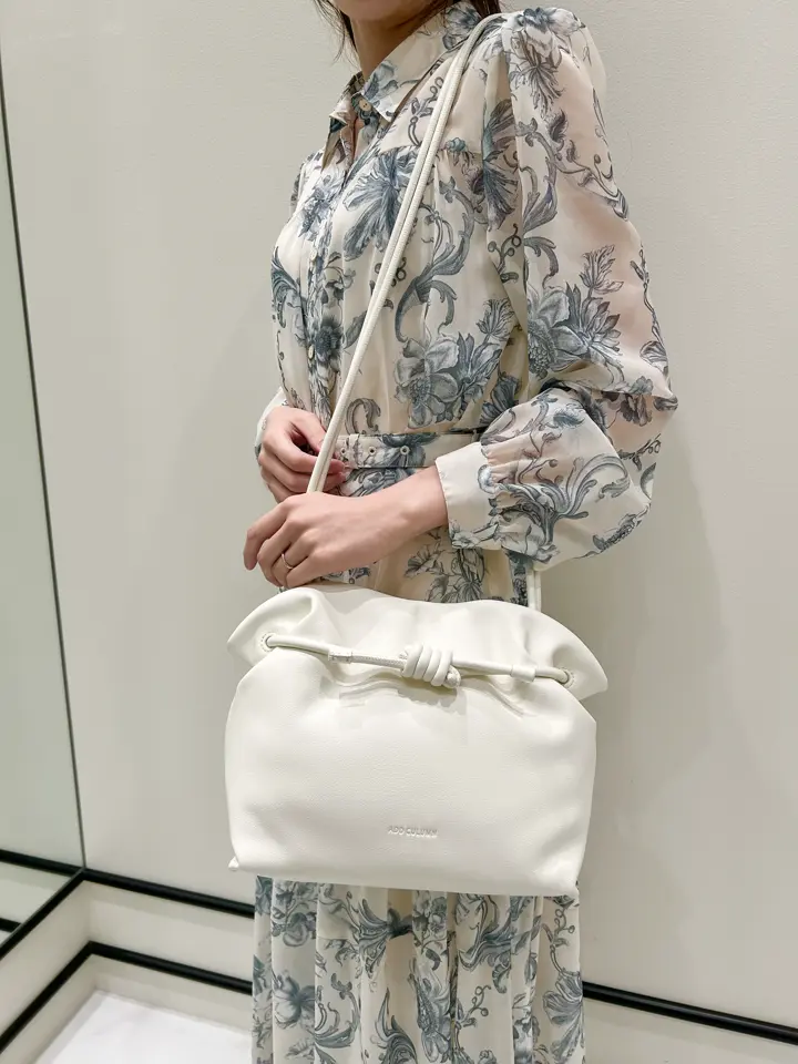 GRACE CONTINENTAL Wakazono コーディネート画像