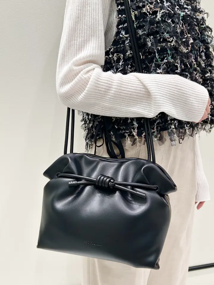 GRACE CONTINENTAL Wakazono コーディネート画像