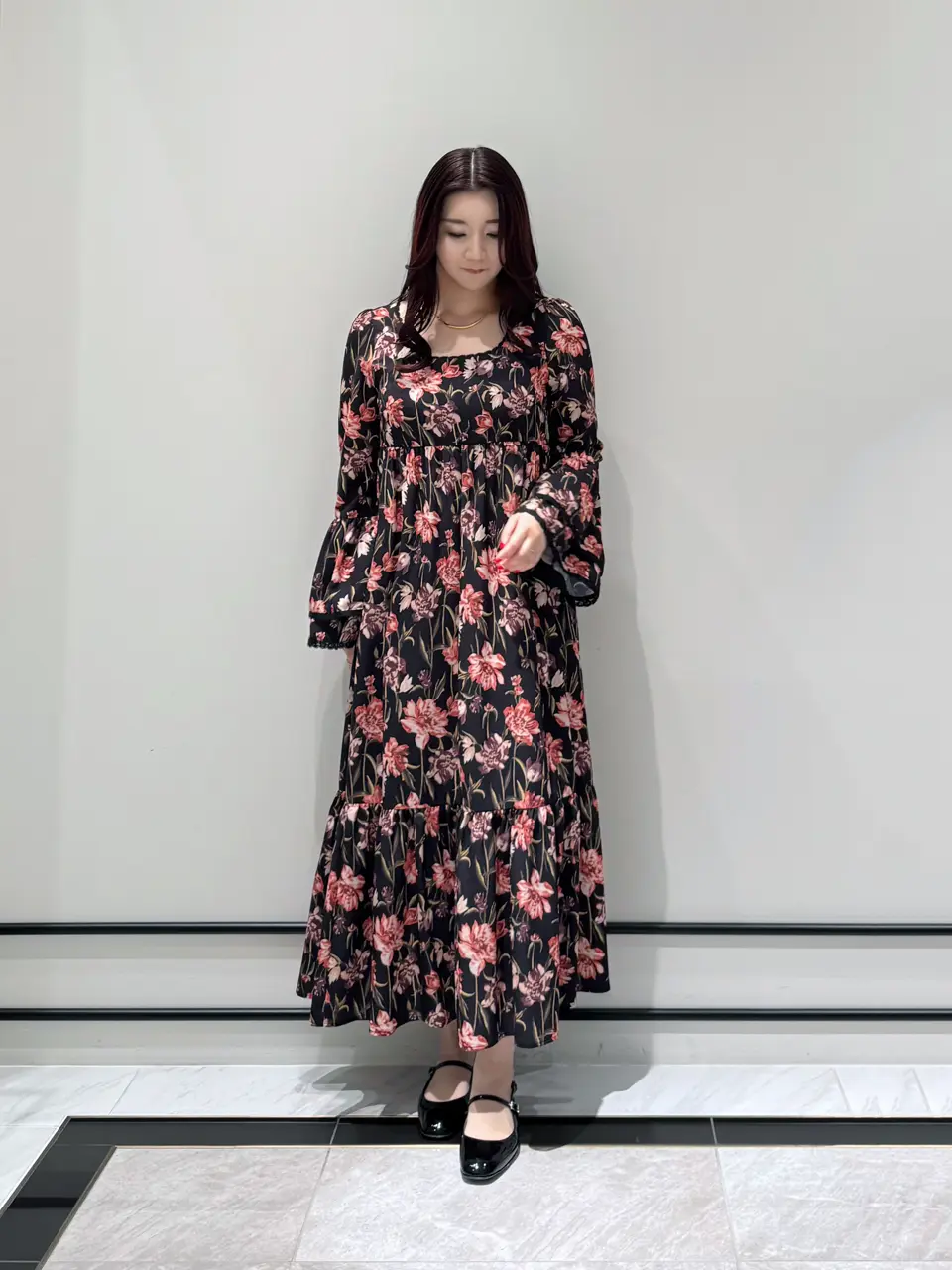 GRACE CONTINENTAL MOMOKO コーディネート画像