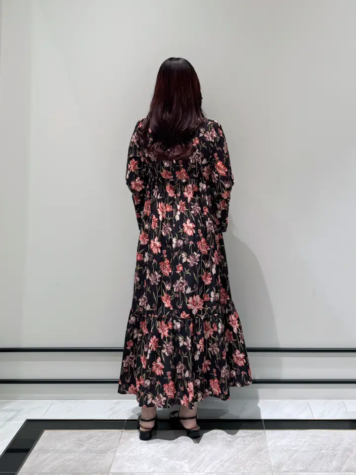 GRACE CONTINENTAL MOMOKO コーディネート画像