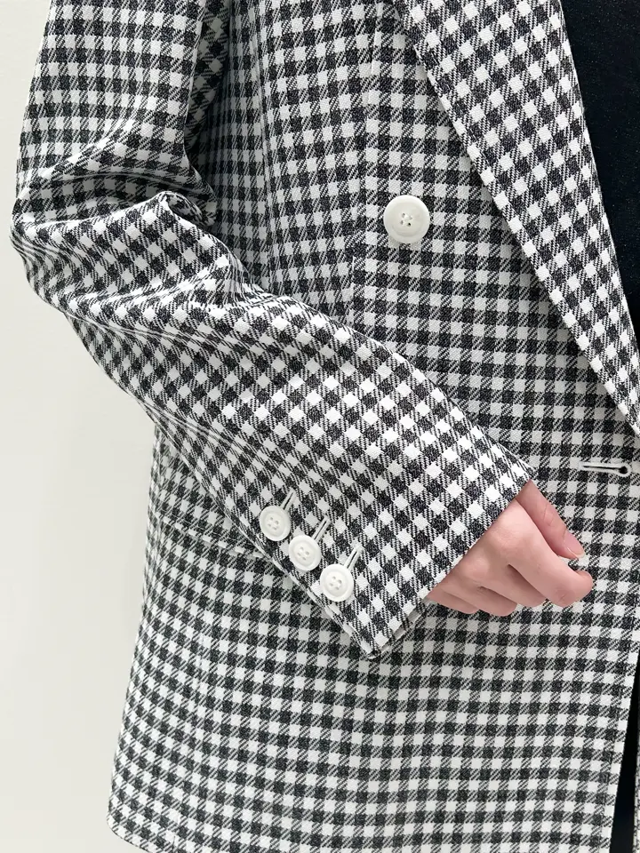 GRACE CONTINENTAL Wakazono コーディネート画像